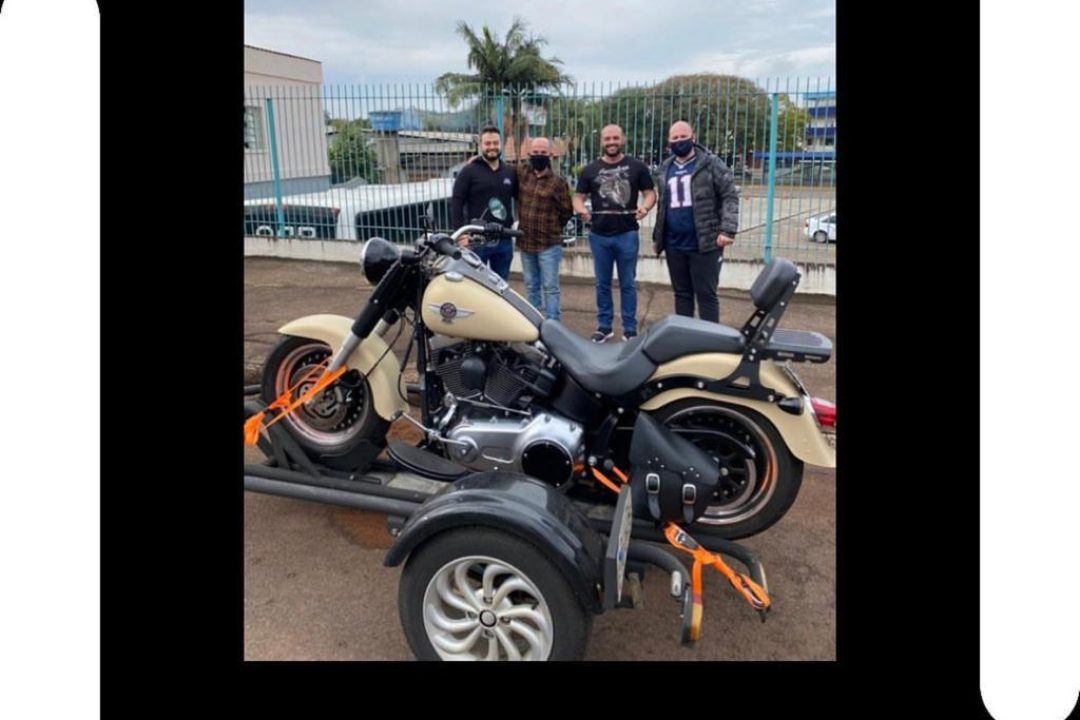 0b24de7d-7bf2-4f26-b0ea-f836a78b6c98-1