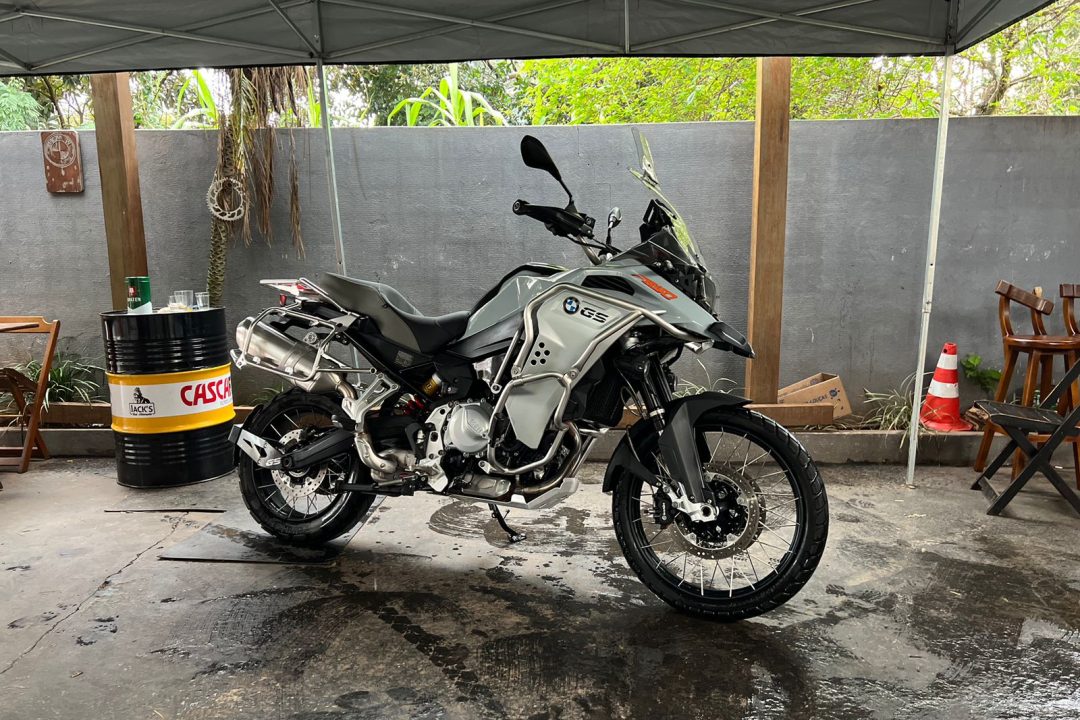 5153501a-3740-40d0-ad98-b15615896402-1