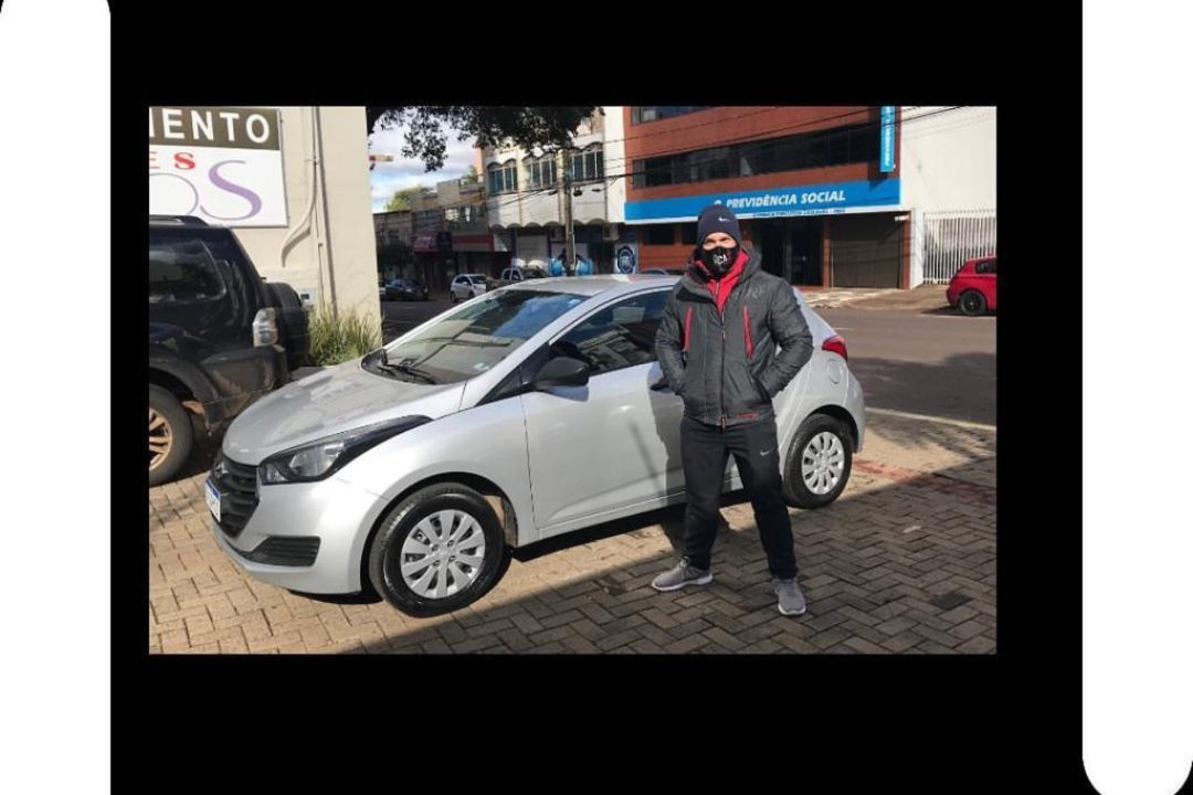 9163fe08-88ff-4cf5-a0a4-eaaf21246645-1